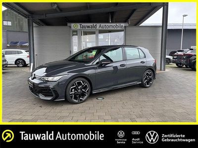 Grau Neu 2025 VW Golf R-line Limousine | 31.950 € (Etwas zu teuer)
