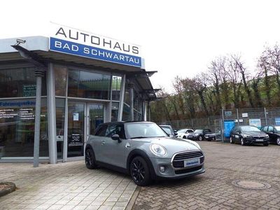 Gebraucht Mini Cooper 136 PS (100 kW) 2017 Midnight black ii metallic Kleinwagen