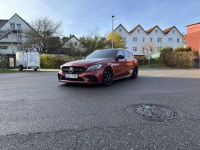 Rot Gebraucht 2017 Mercedes C43 AMG AMG Kombi | 31.300 € (Etwas zu teuer)