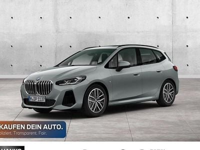 Gebraucht BMW 223 Active Tourer Luxury Line 211 PS (155 kW) 2023 Silber Van / Kleinbus