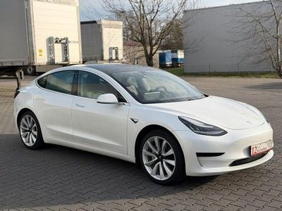 Weiß Gebraucht 2020 Tesla Model 3 Standard Range Plus Limousine | 20.500 € (Fairer Preis)