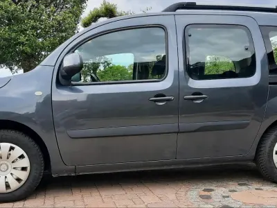 Używany Mercedes Citan 109 90 KM (66 kW) 2014 Szary Minivan