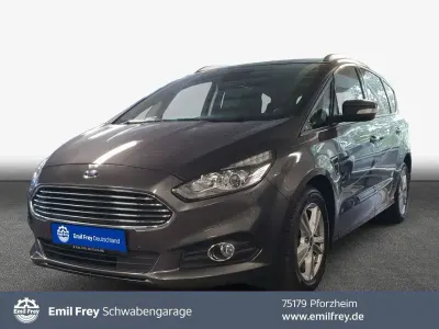Gebraucht Ford S-MAX Business Edition 165 PS (121 kW) 2019 Grau Van / Kleinbus
