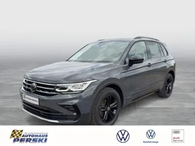 Gebraucht VW Tiguan Sportline 150 PS (110 kW) 2023 Grau SUV