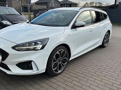 Second-hand Ford Focus ST-Line 155 CP (114 kW) 2022 Alb Break