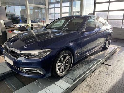 Gebraucht BMW 530e Luxury Line 252 PS (185 kW) 2019 Blau Limousine