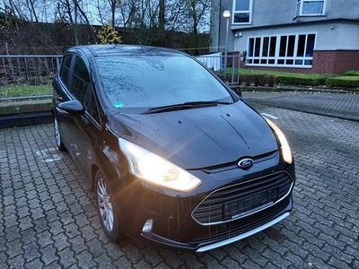 Schwarz Gebraucht 2016 Ford B-MAX Sport Van / Kleinbus | 5.800 € (Guter Preis)