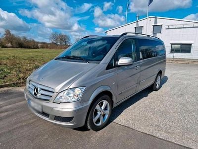 Gebraucht Mercedes Viano 224 PS (164 kW) 2011 Silber Van / Kleinbus
