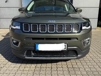 Grün Gebraucht 2018 Jeep Compass Limited SUV | 16.700 € (Fairer Preis)