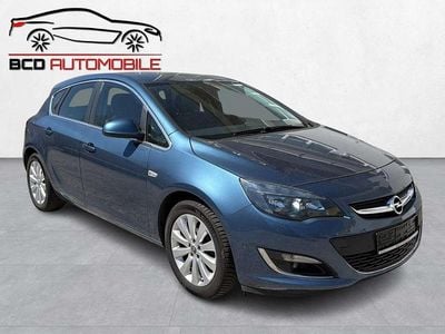 Begagnad Opel Astra Innovation 140 HK (102 kW) 2014 Blå Sedan
