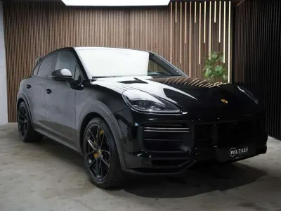 Second-hand Porsche Cayenne Turbo GT 640 CP (470 kW) 2023 Negru SUV