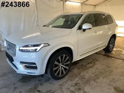 Gebraucht Volvo XC90 Plus 235 PS (172 kW) 2023 Crystal white SUV