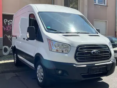 Gebraucht Ford Transit 125 PS (91 kW) 2019 Weiß Van
