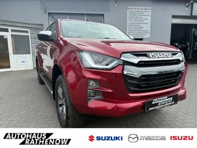 Gebraucht Isuzu D-Max 163 PS (119 kW) 2024 Rot Pickup