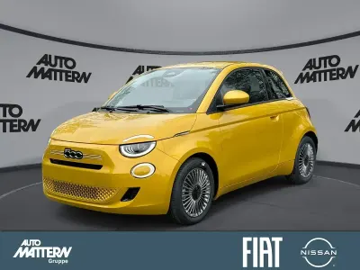 Neu Fiat 500 65 PS (47 kW) 2026 Gelb Limousine