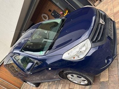 Usata Dacia Dokker Lauréate 102 CV (75 kW) 2016 Blu Monovolume