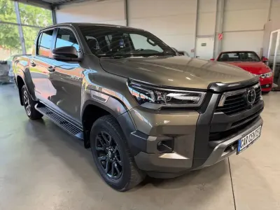 Gebraucht Toyota HiLux 204 PS (150 kW) 2023 Braun Pickup