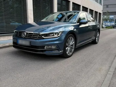Gebraucht VW Passat R-line 190 PS (139 kW) 2016 Blau Limousine