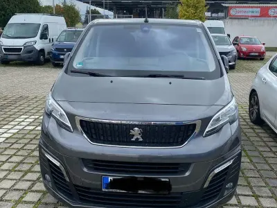 Gebraucht Peugeot Traveller Active 150 PS (110 kW) 2018 Grau Van / Kleinbus