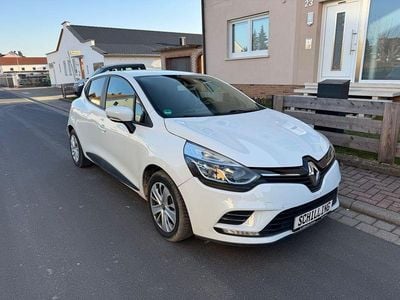 Gebraucht Renault Clio IV 75 PS (55 kW) 2016 Weiß Limousine