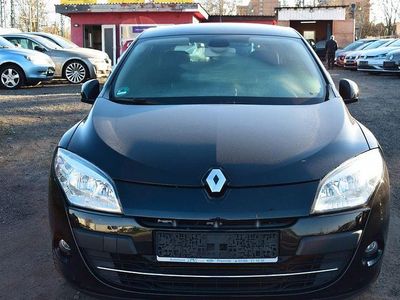 Gebraucht Renault Mégane Bose Edition 131 PS (96 kW) 2012 Schwarz Limousine