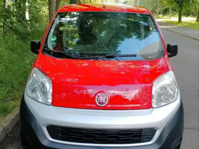 Gebraucht Fiat Fiorino 81 PS (59 kW) 2016 Rot Van / Kleinbus