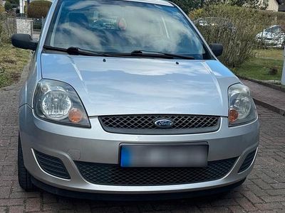 Gebraucht Ford Fiesta 87 PS (63 kW) 2006 Kleinwagen
