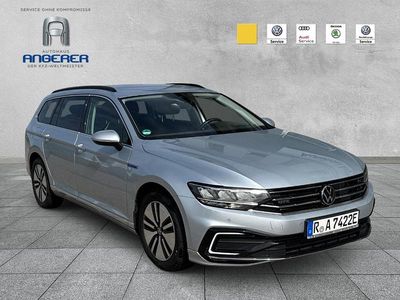 Gebraucht VW Passat GTE 218 PS (160 kW) 2022 Scale silver metallic Kombi