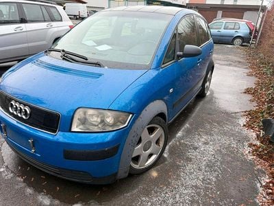 Blau Gebraucht 2003 Audi A2 Kleinwagen | 2.400 € (Etwas zu teuer)
