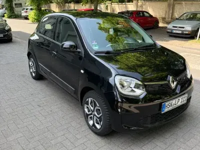 Gebraucht Renault Twingo Signature 73 PS (53 kW) 2020 Schwarz Kleinwagen