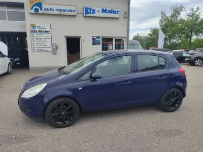 Gebraucht Opel Corsa Selection 60 PS (44 kW) 2009 Royalblau h: u2/f:atlantikblau Kleinwagen