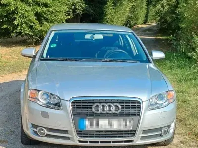 Gebraucht Audi A4 131 PS (96 kW) 2005 Silber Limousine