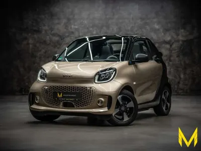 Gebraucht Smart ForTwo Electric Drive Passion Exclusive 60 kW (82 PS) 2024 Gold Cabrio