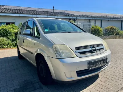 Gebraucht Opel Meriva Enjoy 101 PS (74 kW) 2004 Silber Van / Kleinbus