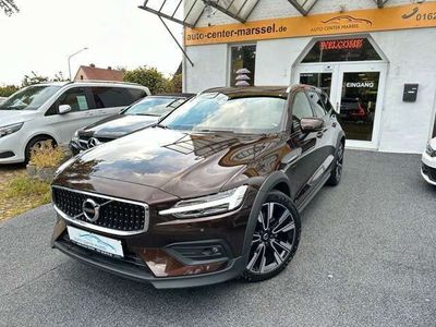 gebraucht Volvo V60 CC Pro D4 AWD/AHK/LED/LEDER/NAVI