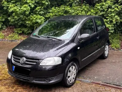 Używany VW Fox 54 KM (39 kW) 2006 Czarny Hatchback