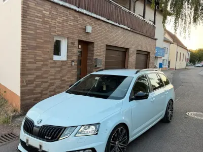 Gebraucht Skoda Octavia vRS 184 PS (135 kW) 2017 Kombi