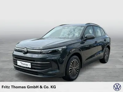 Gebraucht VW Tiguan Life 150 PS (110 kW) 2024 Grau SUV