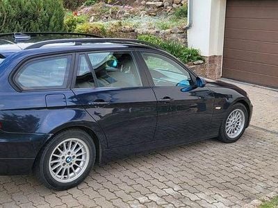 Second-hand BMW 320 177 CP (130 kW) 2007 Albastru Break