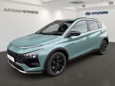 Neu Hyundai Bayon Blackline 90 PS (66 kW) 2026 Mangrove green SUV
