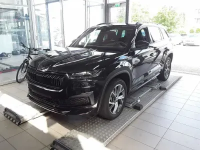 Gebraucht Skoda Kodiaq SportLine 200 PS (147 kW) 2023 Blackmagic perleffekt SUV