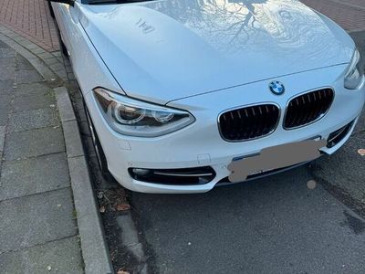 gebraucht BMW 120 d Sport Line