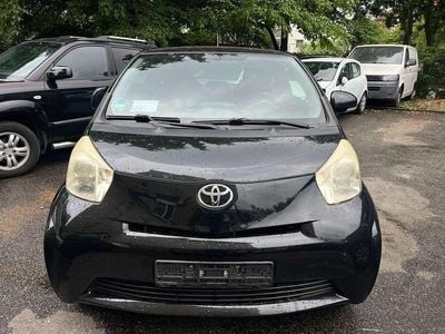 Toyota iQ