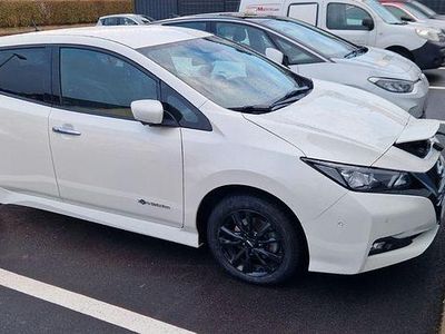 Gebraucht Nissan Leaf N-Connecta 110 kW (150 PS) 2019 Weiß Kleinwagen