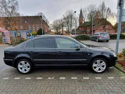 Usado Skoda Superb 149 HP (109 kW) 2007 Preto Sedan