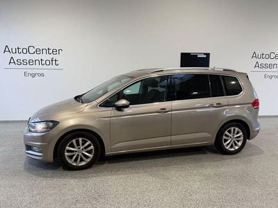 Gebraucht VW Touran Highline 179 PS (131 kW) 2016 Beige Van / Kleinbus