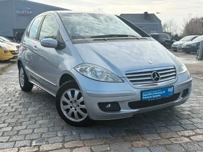 Gebraucht Mercedes A180 109 PS (80 kW) 2008 Silber Limousine