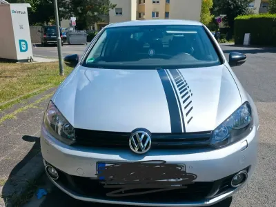 Gebraucht VW Golf VII Trendline 105 PS (77 kW) 2012 Silber Limousine