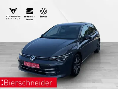 Gebraucht VW Golf VIII Pro 150 PS (110 kW) 2025 Grau Limousine