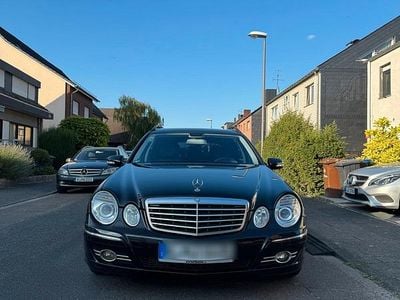 Mercedes E220